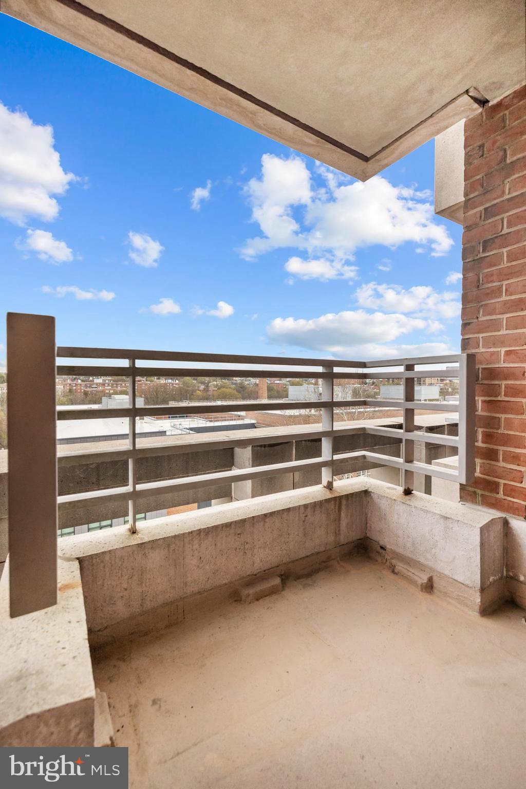 1275 25th Street Northwest, Unit 701 Washington, DC 20037 - Photo 26 of 36 a view of outdoor space with seating area