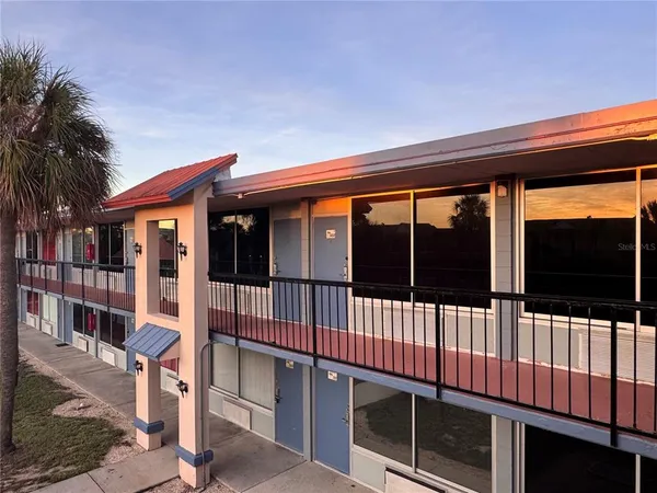 $900 | 43420 Highway 27, Unit 422, Davenport, FL 33837