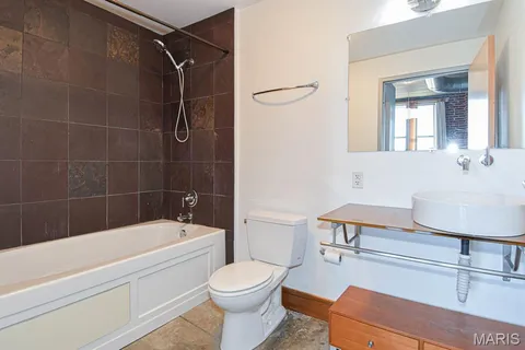 $1,650 | 2207 Washington Avenue, Unit 510, St. Louis, MO 63103