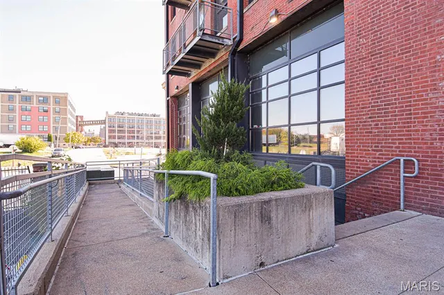 $1,650 | 2207 Washington Avenue, Unit 510, St. Louis, MO 63103