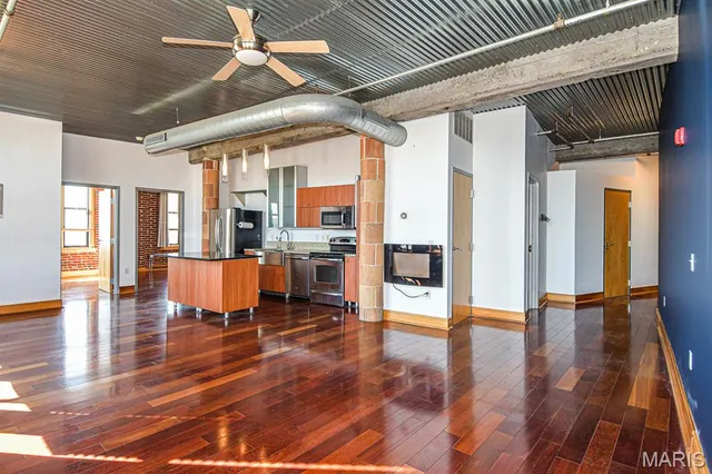 $1,650 | 2207 Washington Avenue, Unit 510, St. Louis, MO 63103