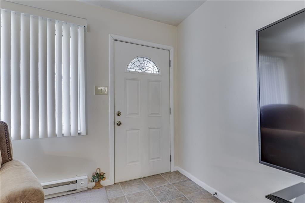 1033 North Shortridge Road Indianapolis, IN 46219 - Photo 3 of 30 Gallery Image 3