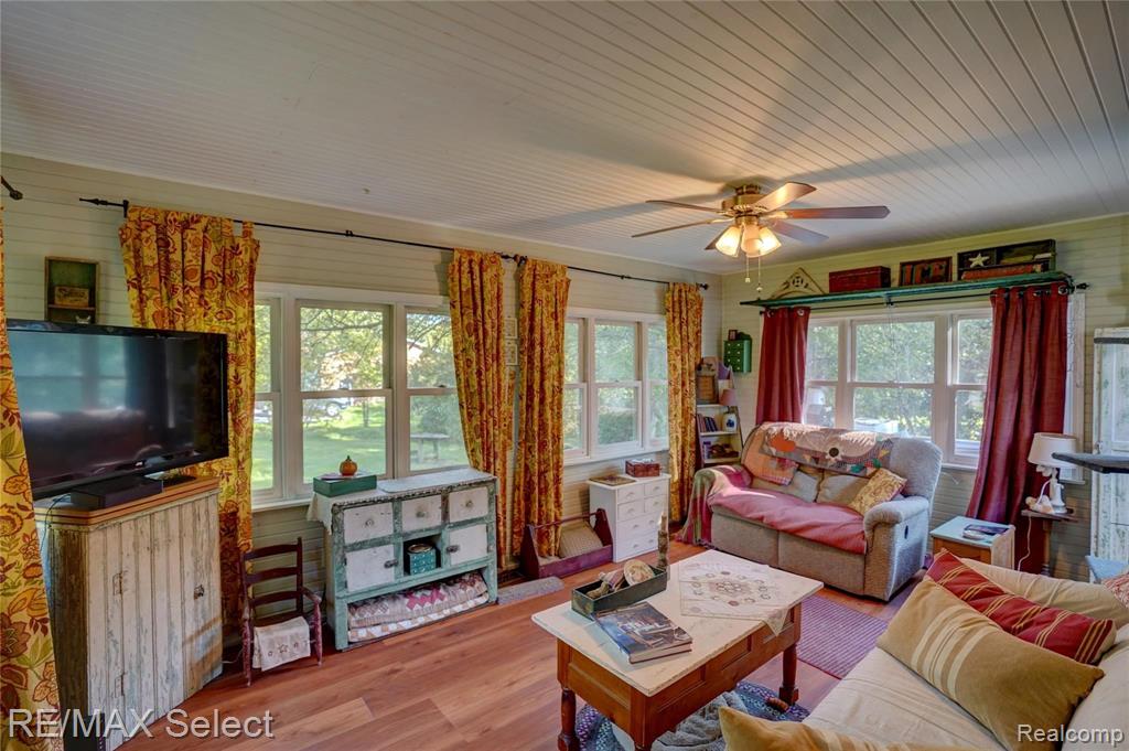 6263 Calkins Road Flint, MI 48532 - Photo 25 of 33