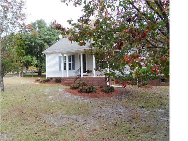 586 Phillips Road Walterboro, SC 29488 - Photo 1 of 15 Primary Photo