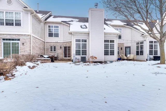 $404,999 | 11920 Winterberry Lane, Plainfield, IL 60585