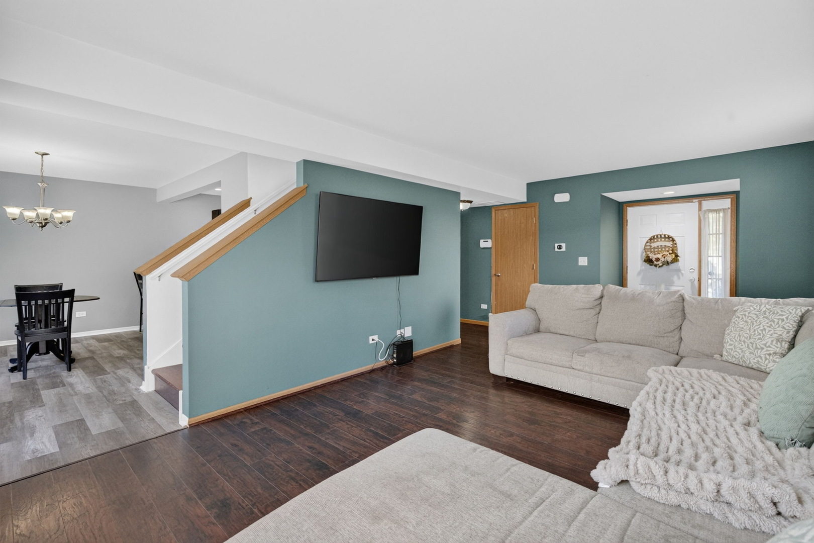 3622 Harms Road Joliet, IL 60435 - Photo 8 of 45 Gallery Image 8