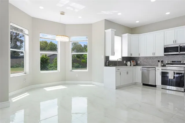 $570,000 | 2306 Colusa Lane, Valrico, FL 33596