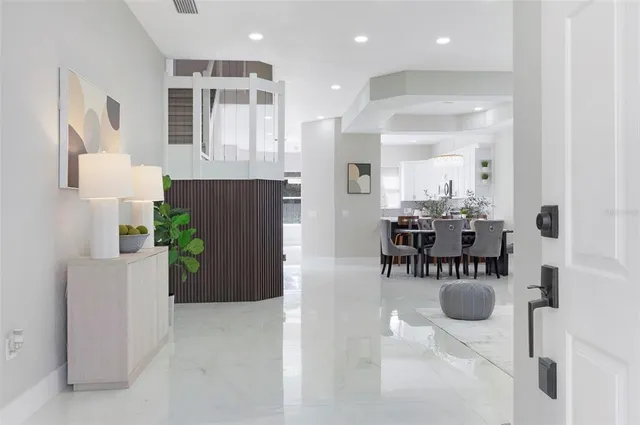 $570,000 | 2306 Colusa Lane, Valrico, FL 33596