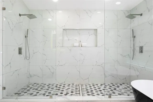 $570,000 | 2306 Colusa Lane, Valrico, FL 33596