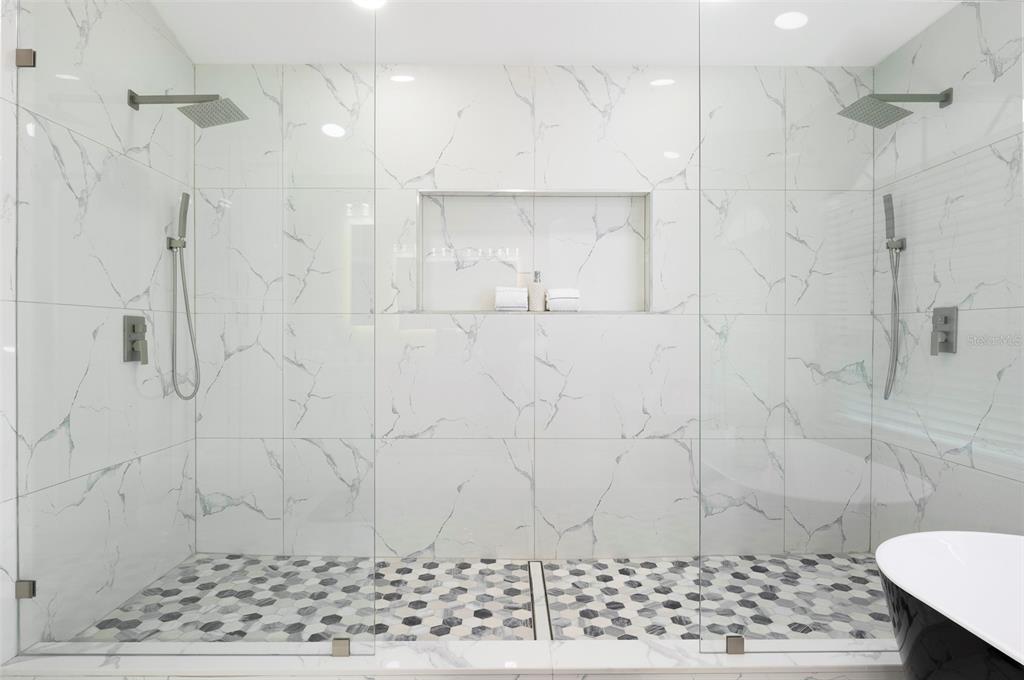 2306 Colusa Lane Valrico, FL 33596 - Photo 32 of 50 a bathroom with a shower