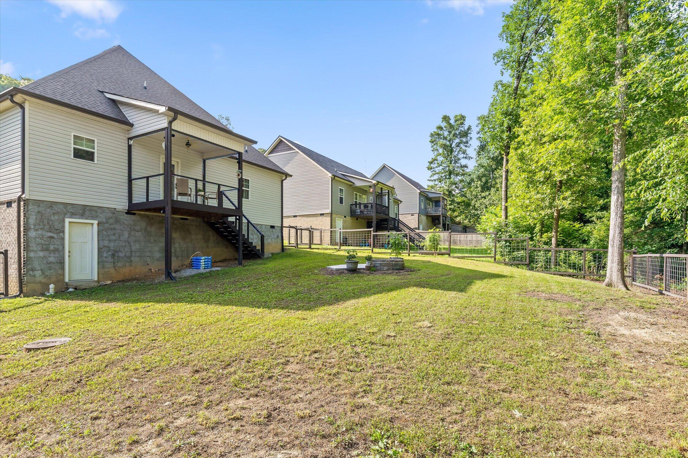359 Maple Way Ringgold, GA 30736 - Photo 10 of 54 10-359 Maple Way-11