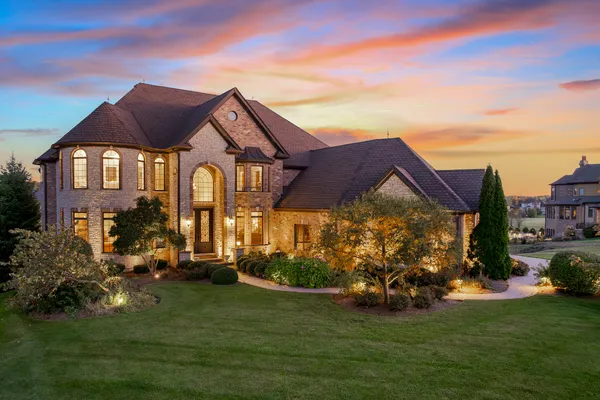 $2,590,000 | 39-w431 Longmeadow Lane, St. Charles, IL 60175