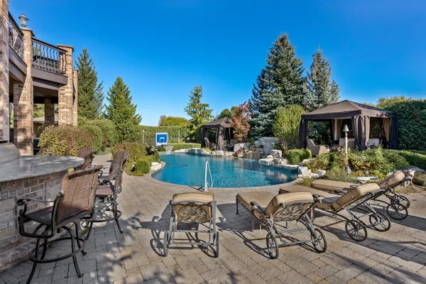 $2,590,000 | 39-w431 Longmeadow Lane, St. Charles, IL 60175