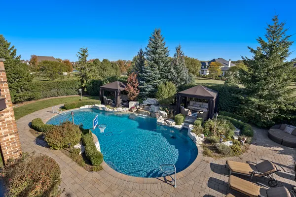 $2,590,000 | 39-w431 Longmeadow Lane, St. Charles, IL 60175