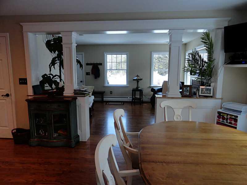 16 Wakefield Pasture Road Kennebunkport, ME 04046 - Photo 7 of 23 Kitchen.