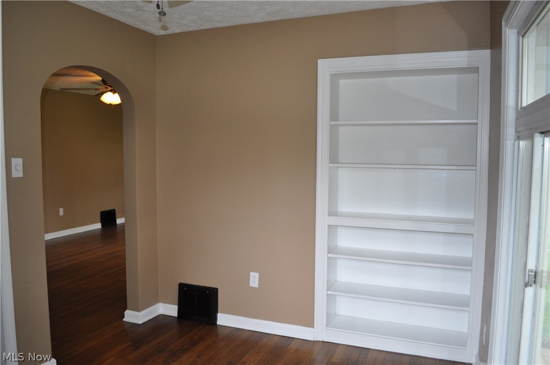 2471 Pickle Road Akron, OH 44312 - Photo 10 of 29
