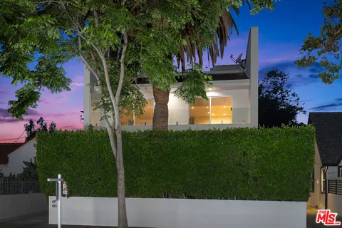$3,895,000 | 613 Westmount Drive, West Hollywood, CA 90069