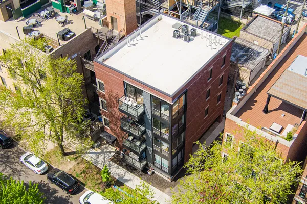 $6,275 | 3710 North Kenmore Avenue, Unit 3, Chicago, IL 60613