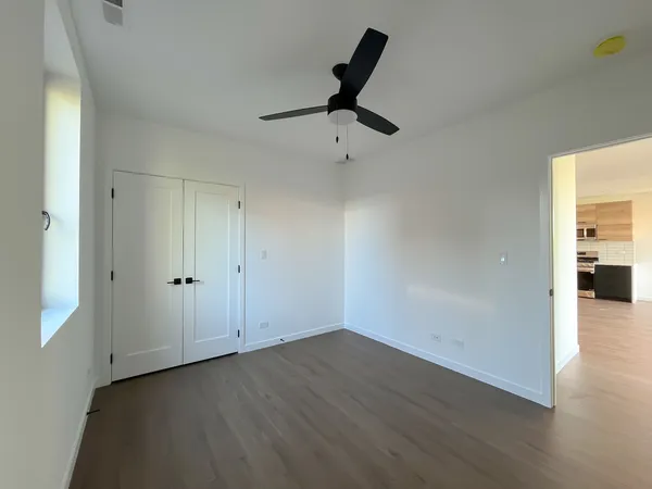 $6,275 | 3710 North Kenmore Avenue, Unit 3, Chicago, IL 60613