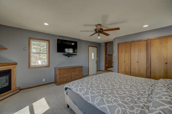 $425,000 | 1873 Highway 12, Hammond, WI 54015