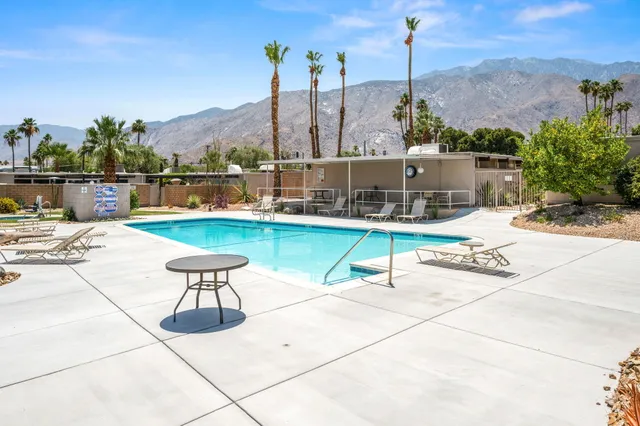 $4,200 | 1740 North Vía Miraleste, Palm Springs, CA 92262
