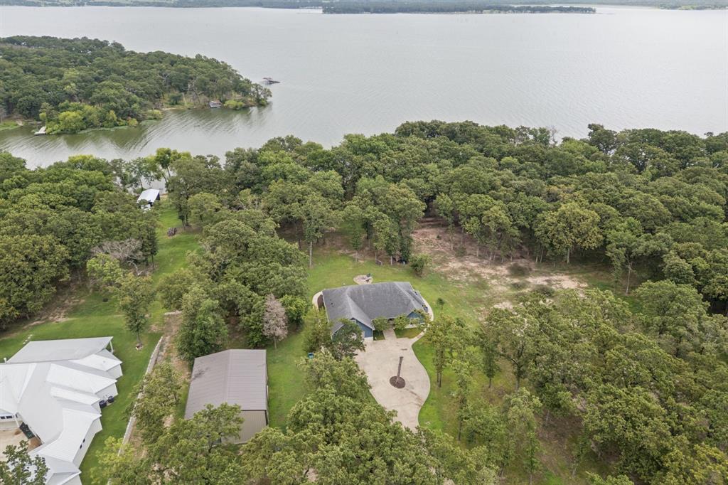 7239 Open Water Point Quinlan, TX 75474 - Photo 38 of 40