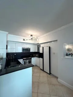 $590,000 | 625 Casa Loma Boulevard, Unit 1009, Boynton Beach, FL 33435