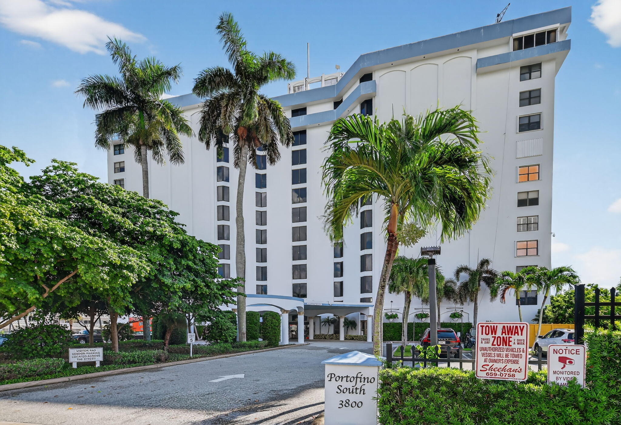 3800 Washington Road, Unit 1107 West Palm Beach, FL 33405 - Photo 35 of 49 a view of multiple house with a street
