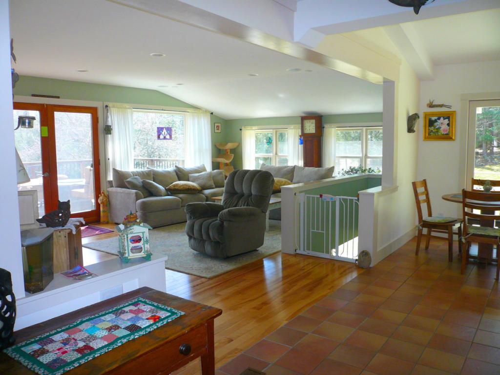 939 Meadowbrook Road Brattleboro, VT 05301 - Photo 5 of 34