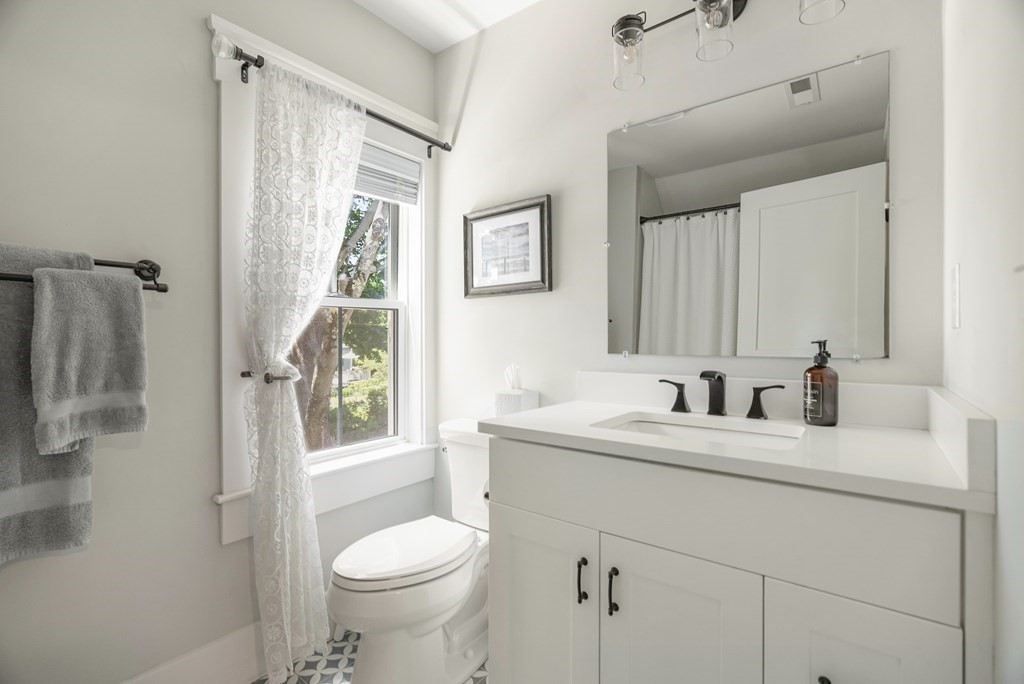 167 R Stratford Street Boston, MA 02132 - Photo 12 of 26