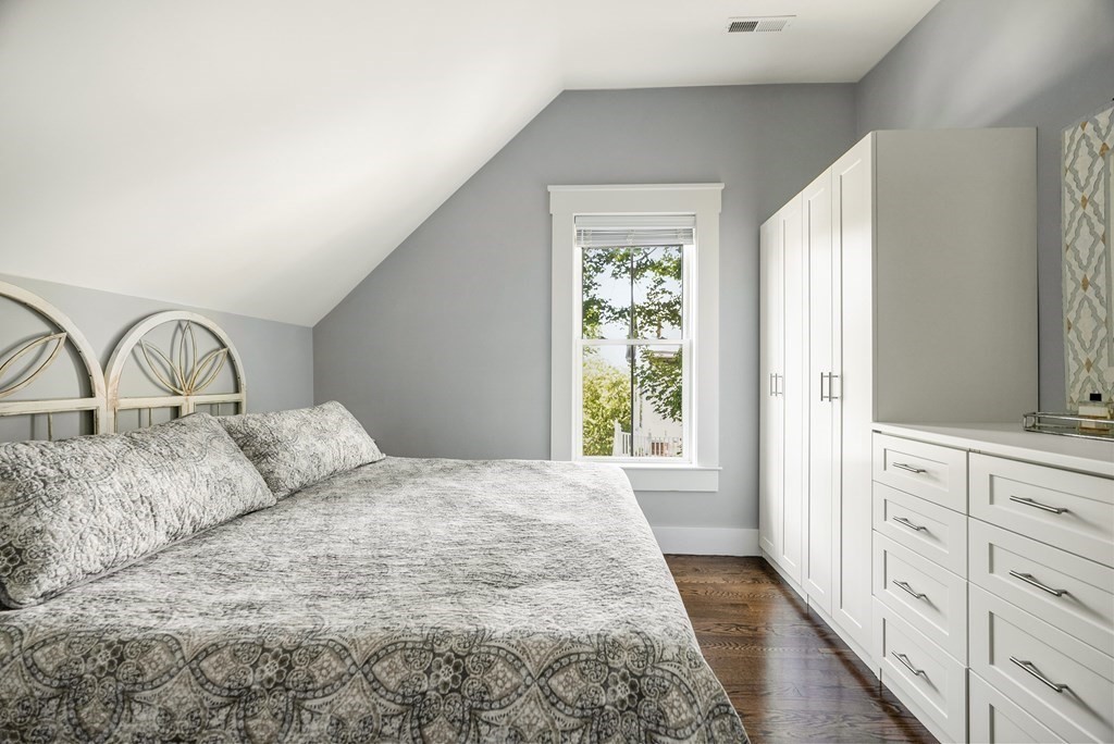 167 R Stratford Street Boston, MA 02132 - Photo 14 of 26