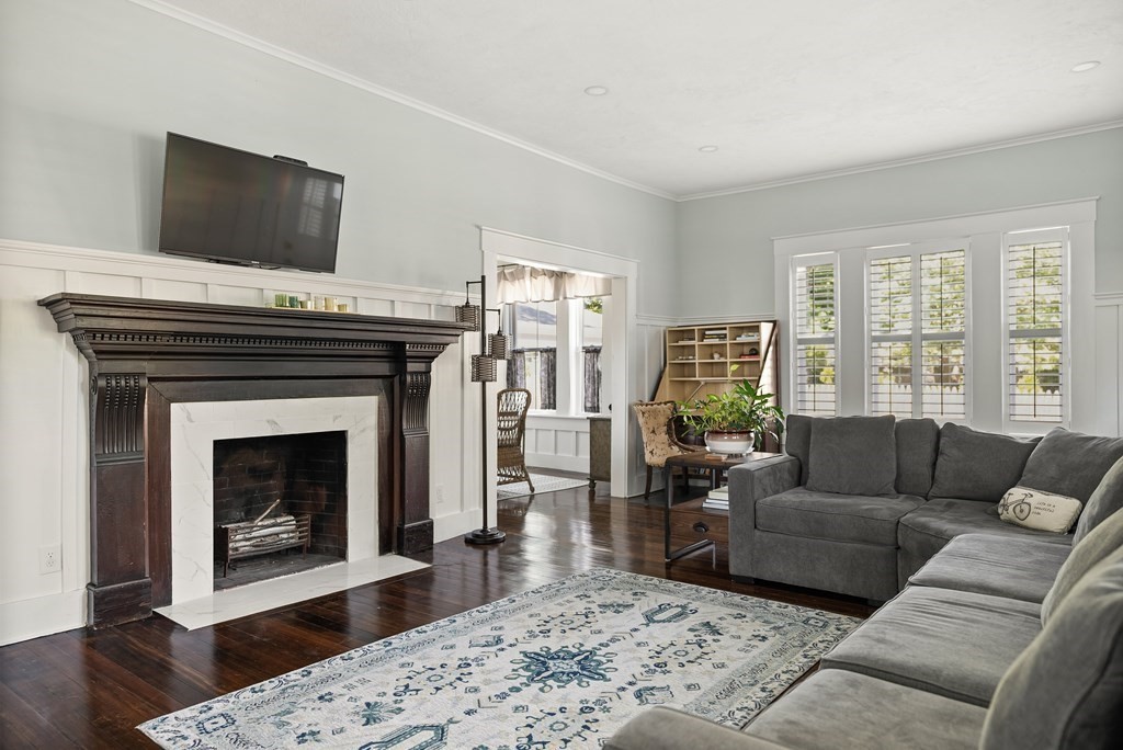 167 R Stratford Street Boston, MA 02132 - Photo 4 of 26