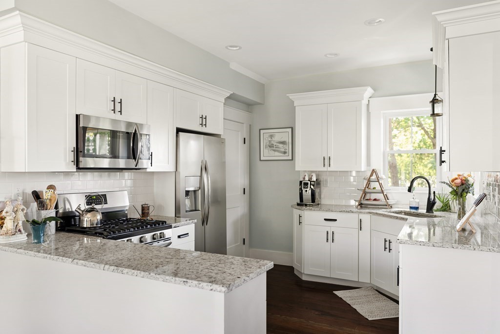 167 R Stratford Street Boston, MA 02132 - Photo 9 of 26