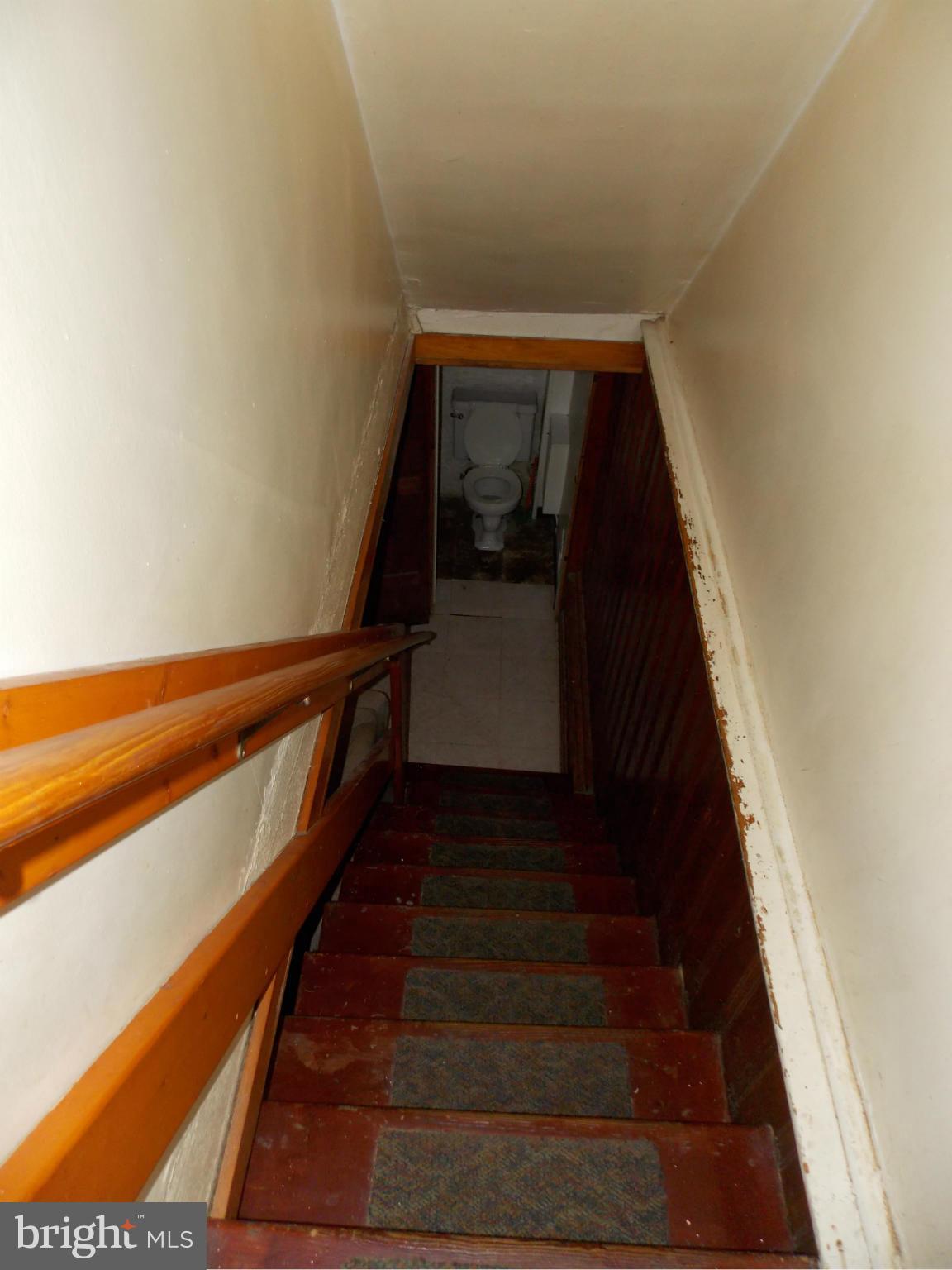 5021 Sunset Road Baltimore, MD 21215 - Photo 16 of 26 a view of entryway