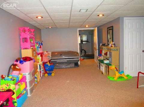 12477 North Clio Road Clio, MI 48420 - Photo 23 of 29 20432369-22.JPG