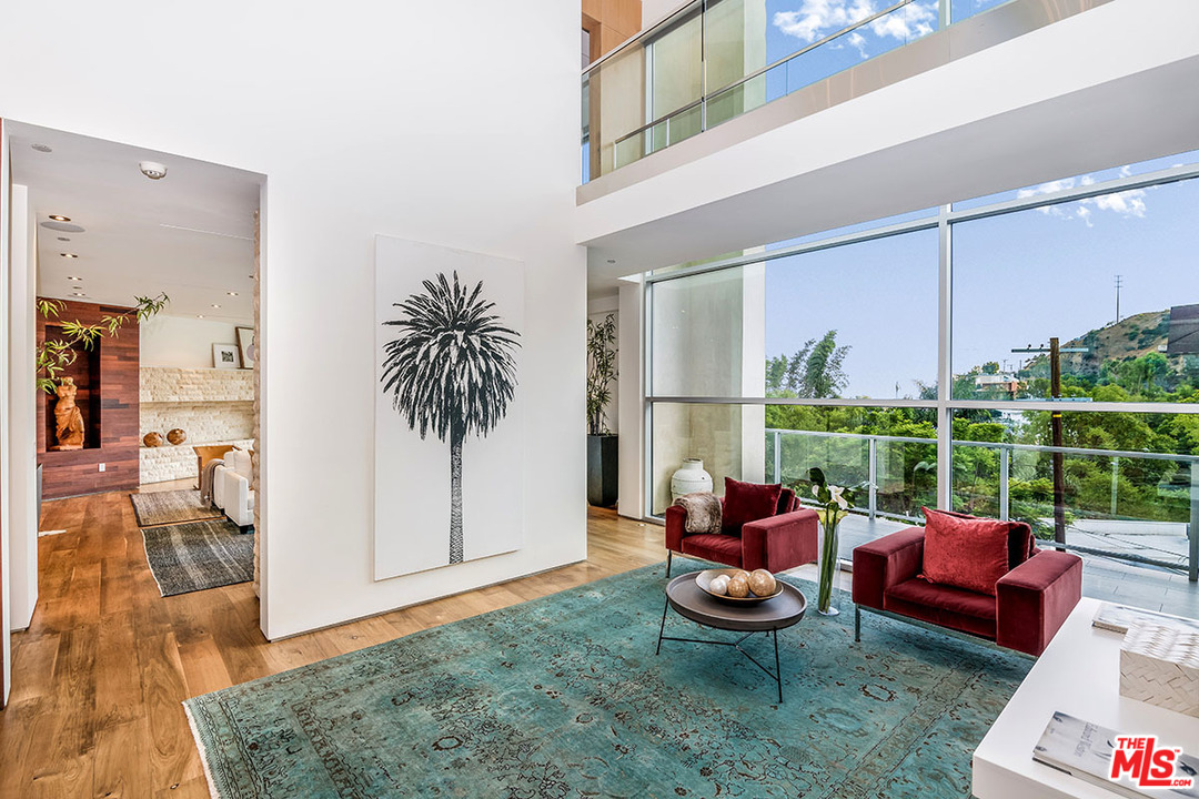 1700 Queens Road Los Angeles, CA 90069 - Photo 1 of 38 Gallery Image 1