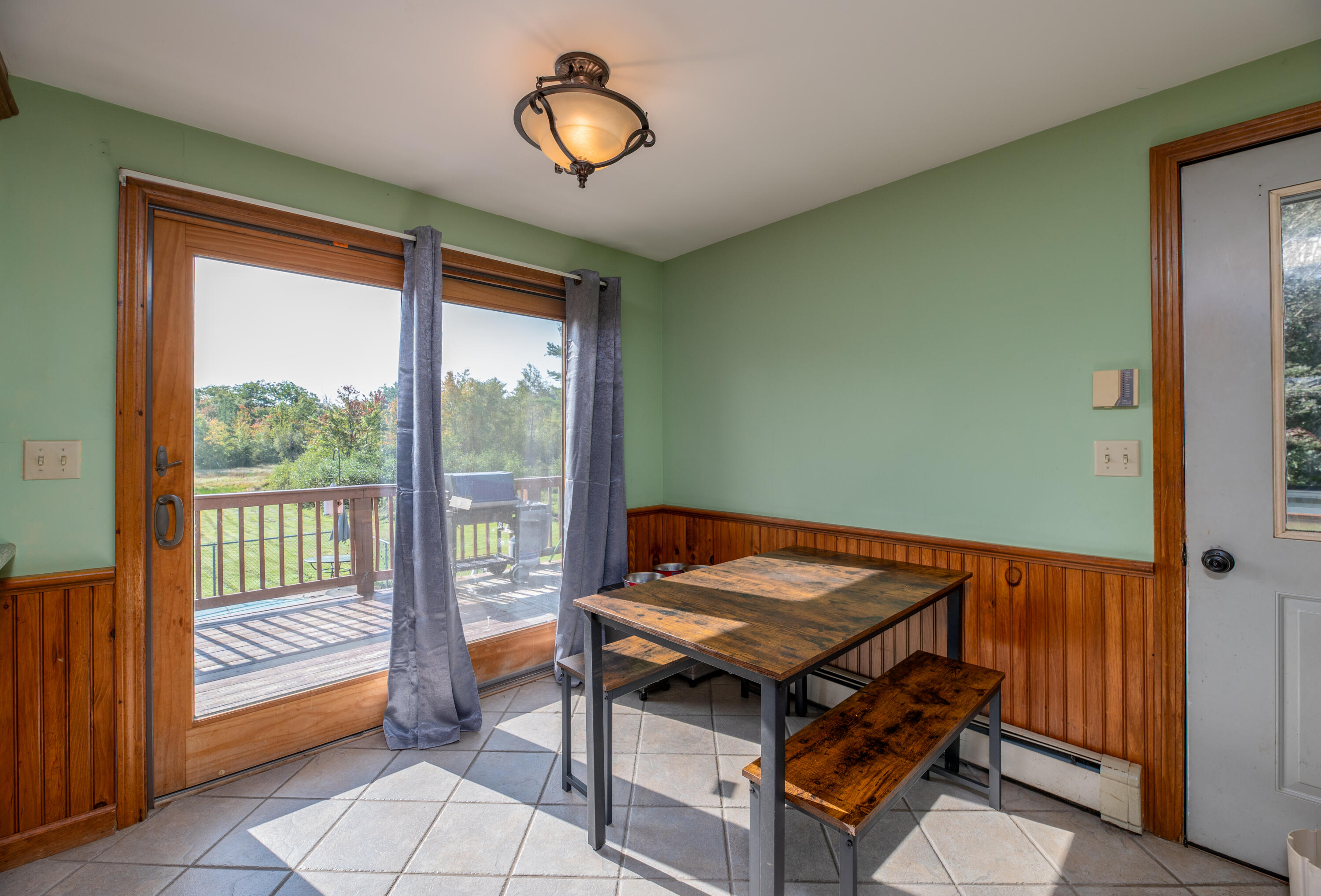 387 Mills Road Whitefield, ME 04353 - Photo 14 of 49 Interior24
