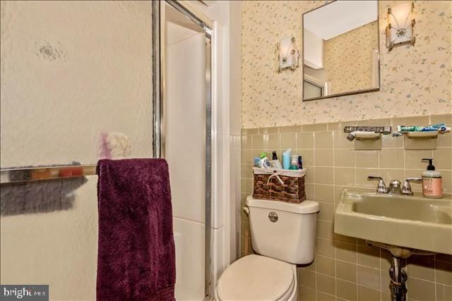 4115 Muncaster Mill Road Rockville, MD 20853 - Photo 7 of 28