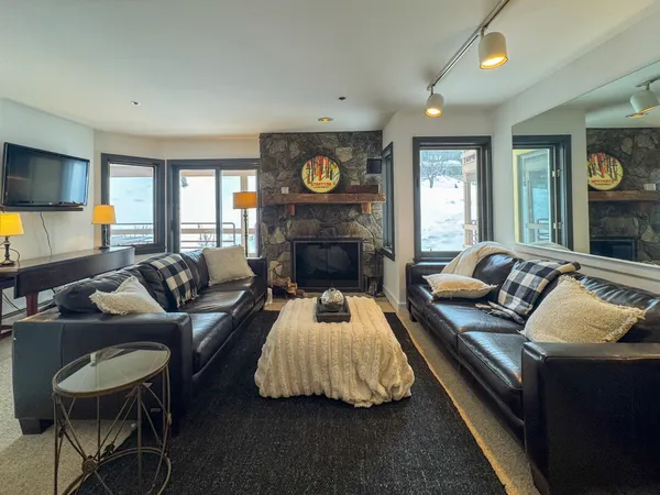 $729,000 | 778 Stratton Mountain Road, Unit 2103, Stratton, VT 05155