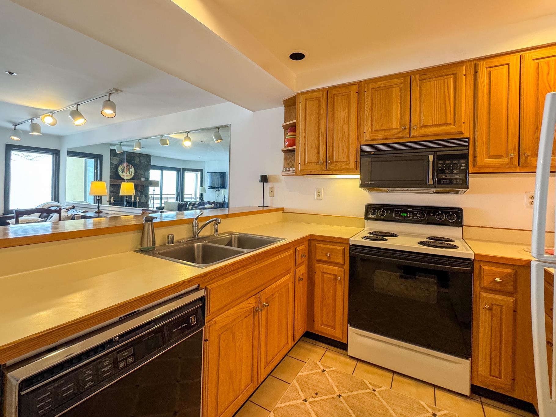 778 Stratton Mountain Road, Unit 2103 Stratton, VT 05155 - Photo 7 of 17