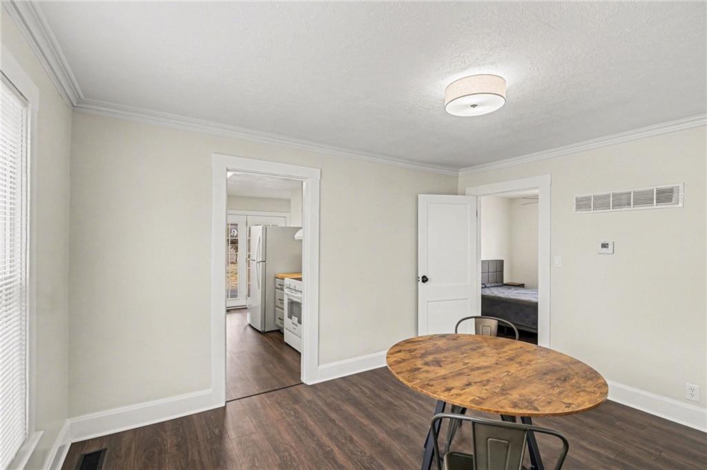 1815 South Ralston Avenue Independence, MO 64052 - Photo 7 of 31