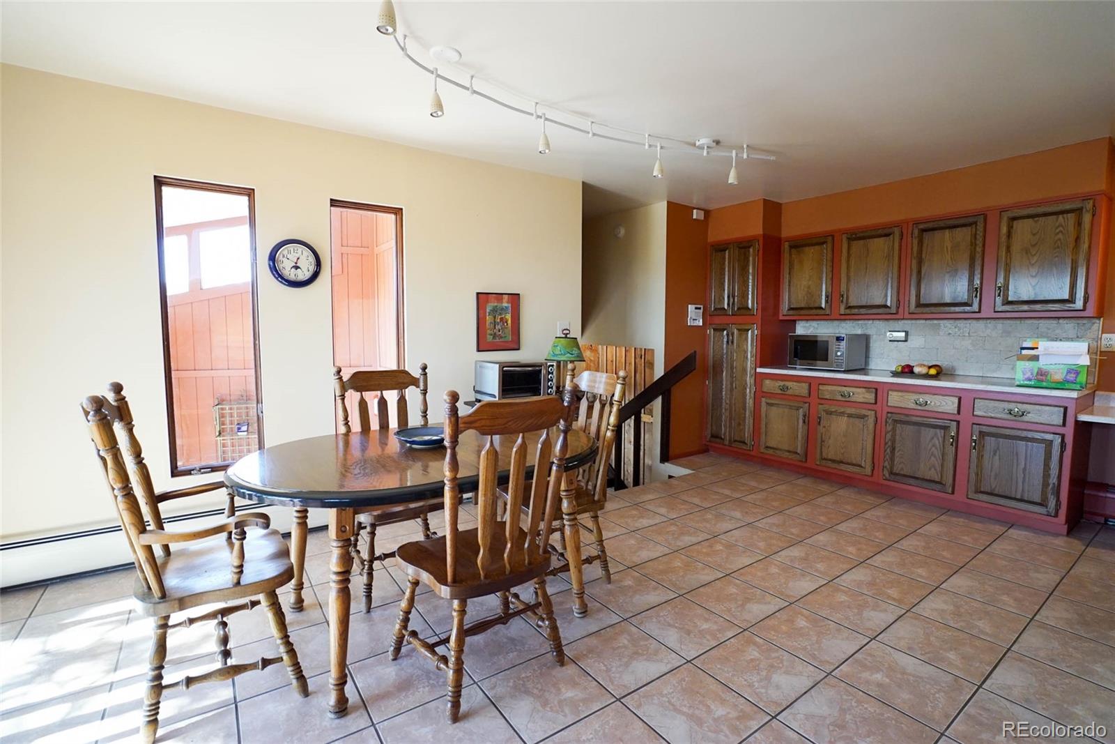 21888 Crestmoor Road Golden, CO 80401 - Photo 4 of 40 Gallery Image 4