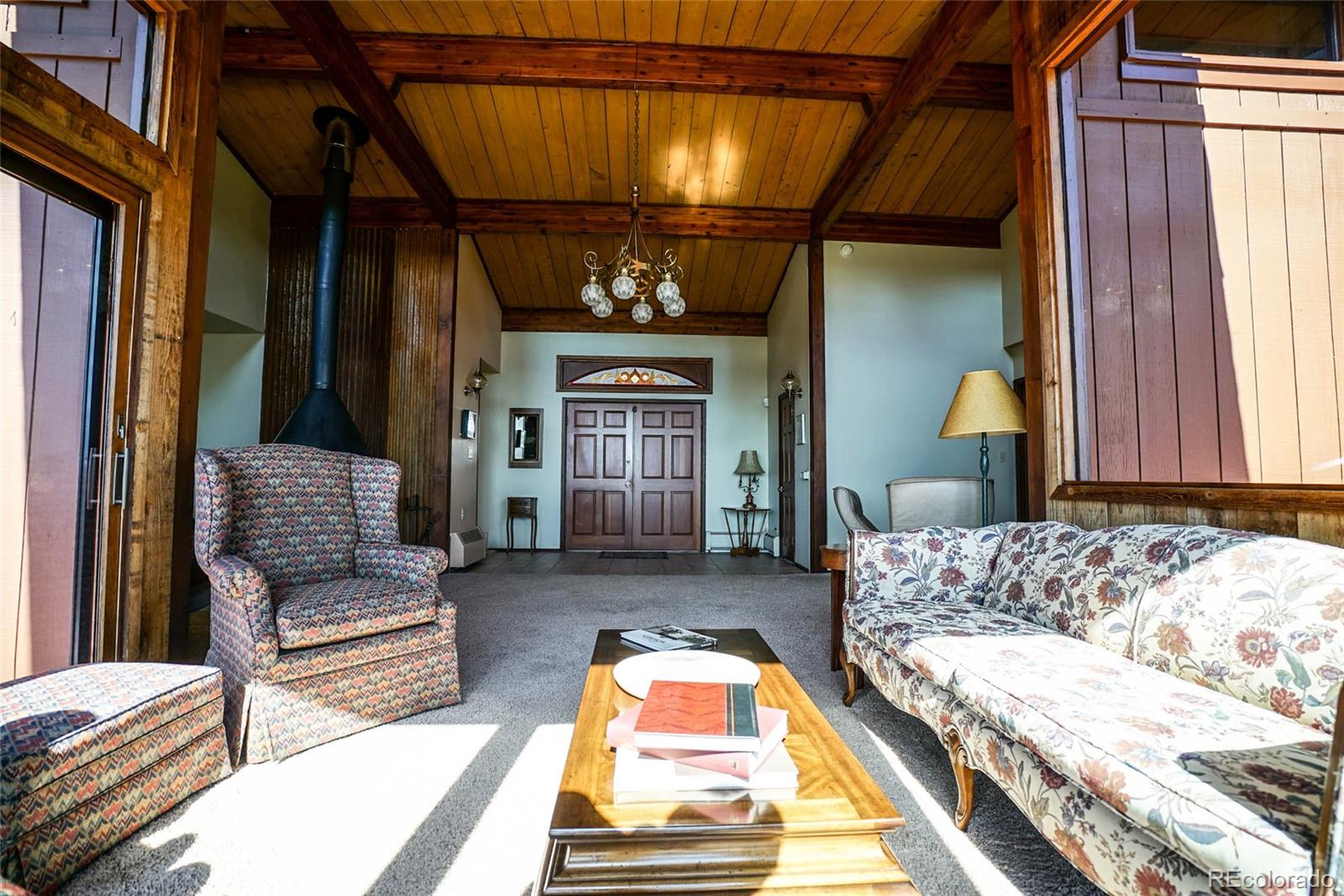 21888 Crestmoor Road Golden, CO 80401 - Photo 9 of 40 Gallery Image 9