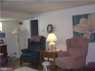 1153 Chesworth Road Philadelphia, PA 19115 - Photo 3 of 6