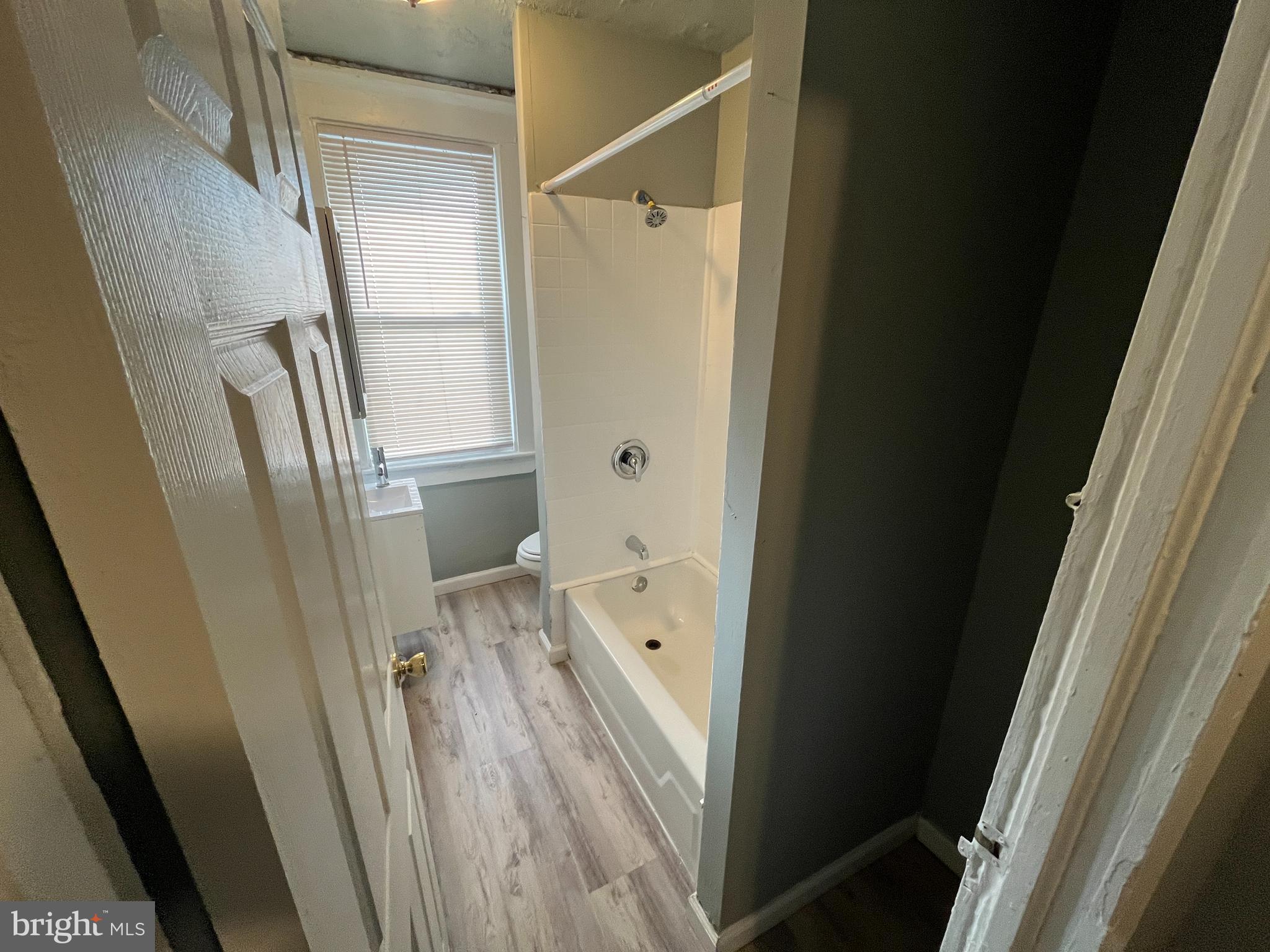 606 Bridgeboro Street, Unit B Riverside, NJ 08075 - Photo 8 of 11