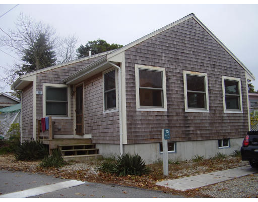 8 Thompson Road, Unit B Bourne, MA 02532 - Photo 2 of 6 Gallery Image 2