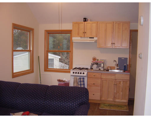 8 Thompson Road, Unit B Bourne, MA 02532 - Photo 3 of 6 Gallery Image 3