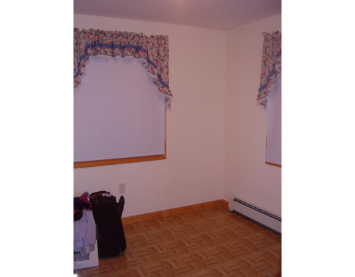 8 Thompson Road, Unit B Bourne, MA 02532 - Photo 5 of 6 Gallery Image 5