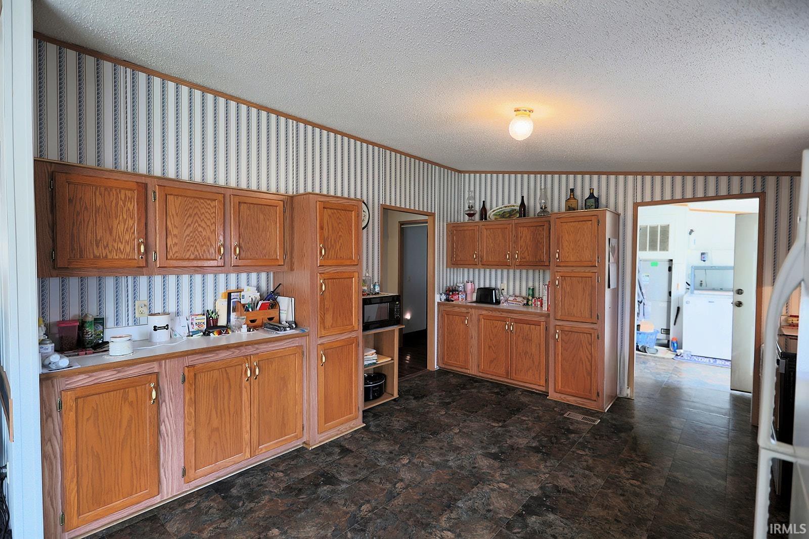 519 West McKeever Road Andrews, IN 46702 - Photo 28 of 33 Gallery Image 28