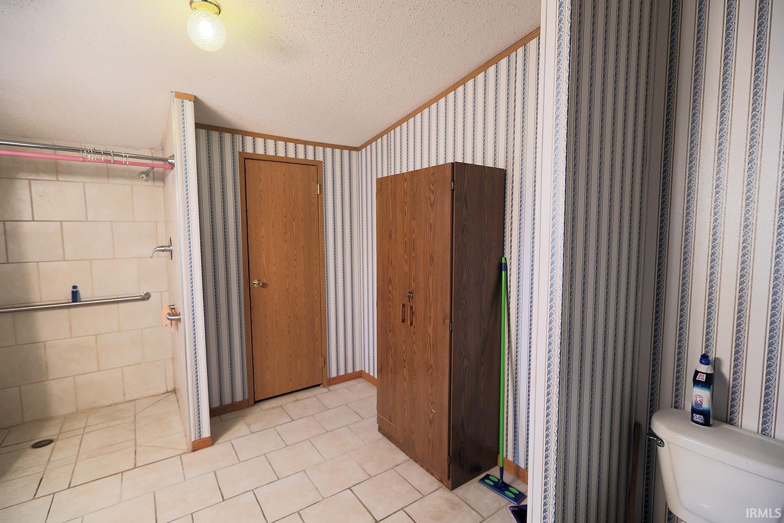 519 West McKeever Road Andrews, IN 46702 - Photo 30 of 33 Gallery Image 30